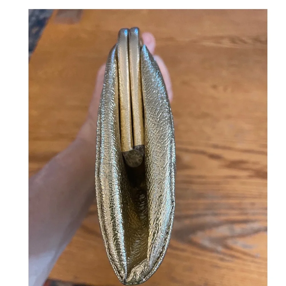 Vintage Gold Metallic Textured Frame Clutch Bag Rhinestone Bow Clasp Chain Strap